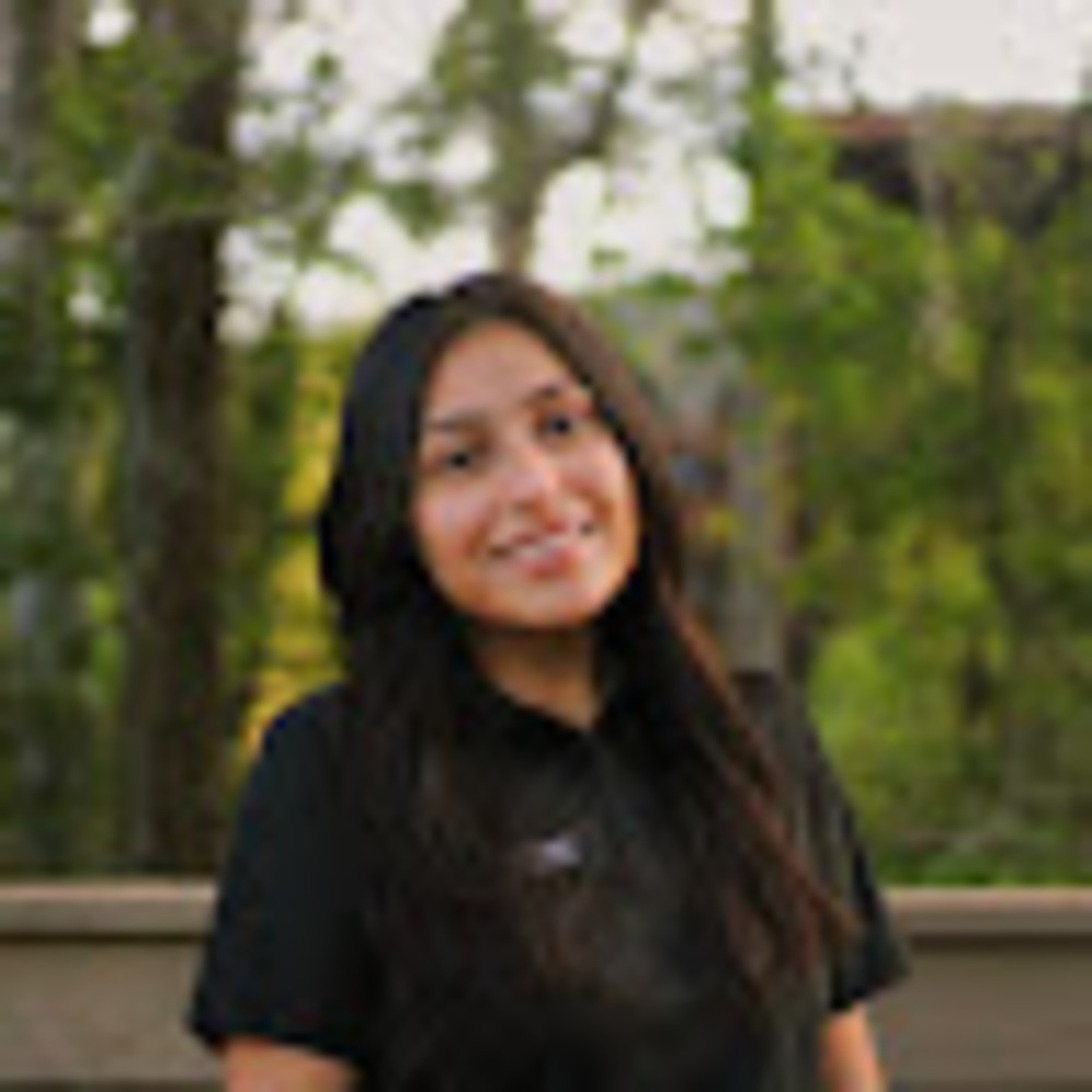 Meet your Posher, Valentina